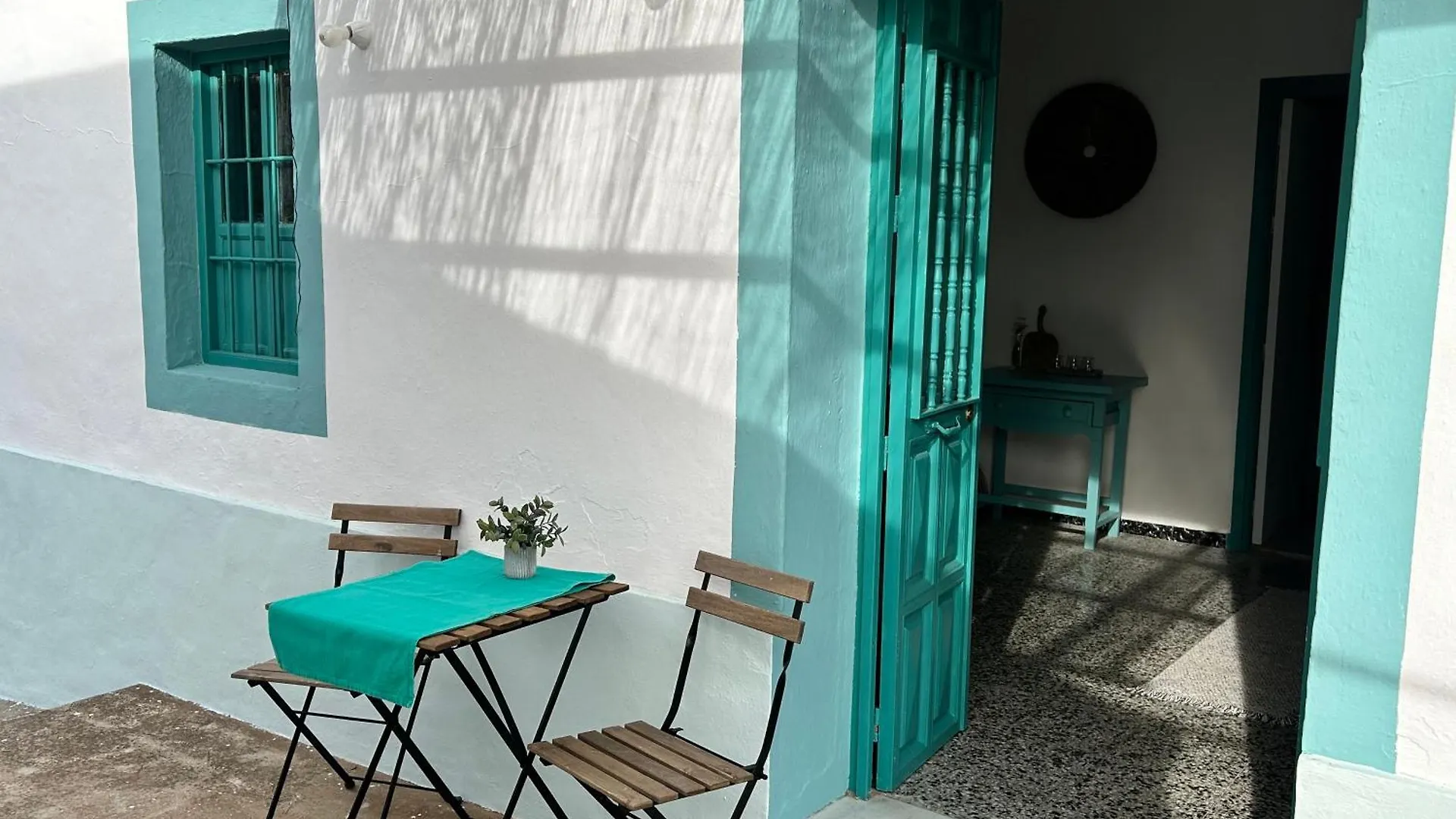 Casa Azahar; 2 Charming Casitas Near La Vinuela Villa